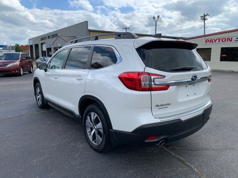 Used 2023 Subaru Ascent Premium w/ Convenience Package AWD/4WD image 2