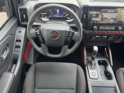 New 2026 Nissan Frontier PRO-4X w/ Pro-4x Convenience Package image 15