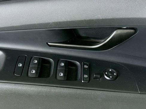 Certified 2025 Hyundai Elantra Sport FWD image 22