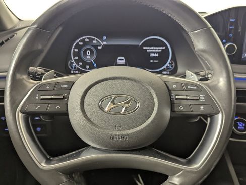 Used 2021 Hyundai Sonata Limited w/ Preferred Accessory Package image 17
