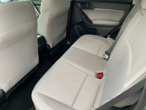 Used 2017 Subaru Forester 2.5i Premium AWD/4WD image 13