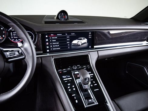 Certified 2023 Porsche Panamera 4 Platinum Edition AWD/4WD image 19