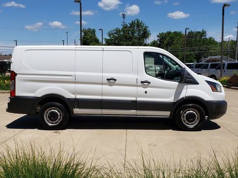 Used 2017 Ford Transit 150 130 Low Roof RWD image 8