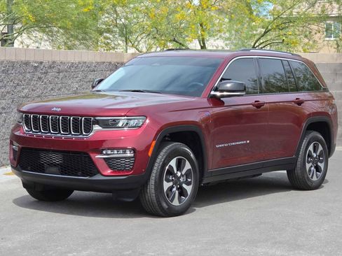 Used 2023 Jeep Grand Cherokee 4WD 4xe w/ Luxury Tech Group II image 5