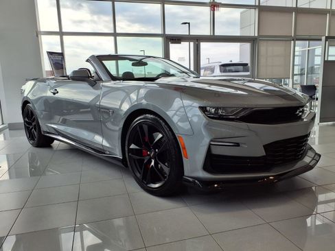 Used 2023 Chevrolet Camaro SS RWD image 21
