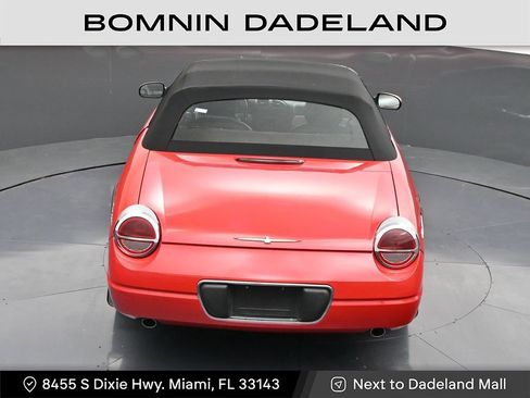 Used 2003 Ford Thunderbird image 17