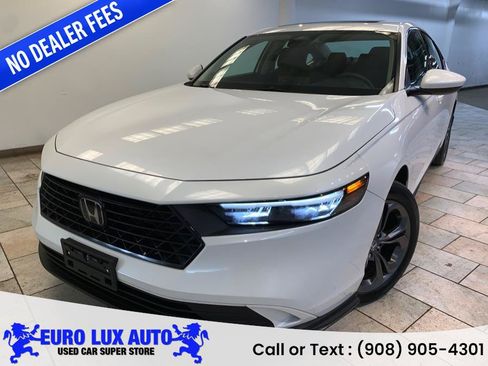 Used 2023 Honda Accord EX image 1