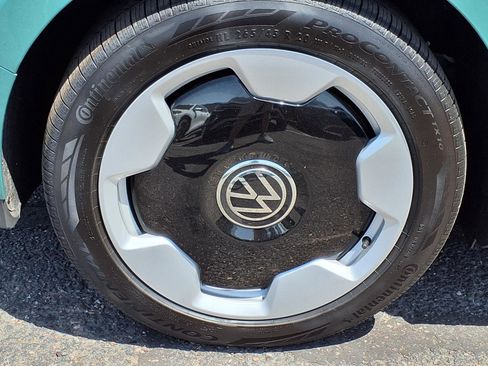 New 2025 Volkswagen ID. Buzz Pro S Plus image 7