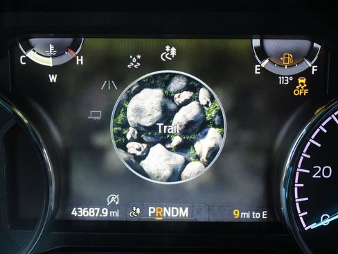 Used 2022 Ford F150 XLT w/ Equipment Group 302A High RWD image 43