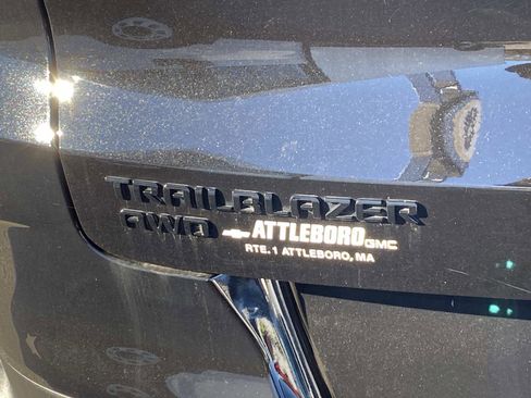 Used 2023 Chevrolet TrailBlazer RS image 5
