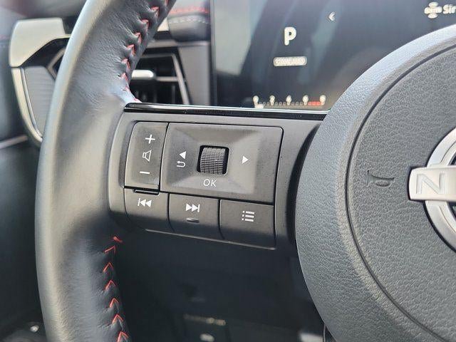 Used 2025 Nissan Kicks SR FWD image 20