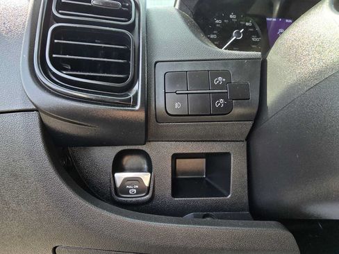 Used 2024 RAM ProMaster 2500 w/ Convenience Group FWD image 14