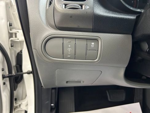 Used 2017 Kia Forte LX FWD image 24