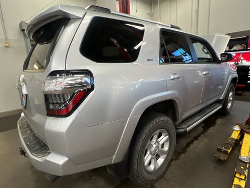 Used 2023 Toyota 4Runner SR5 AWD/4WD image 7