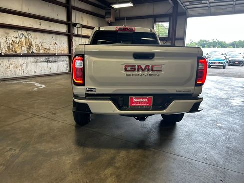 New 2026 GMC Canyon Elevation w/ Convenience Package image 5