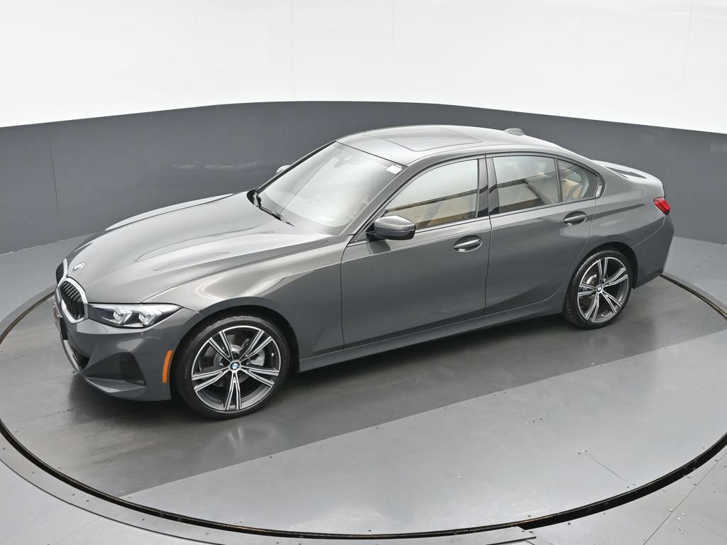 Used 2023 BMW 330i xDrive Sedan w/ Premium Package AWD/4WD image 35