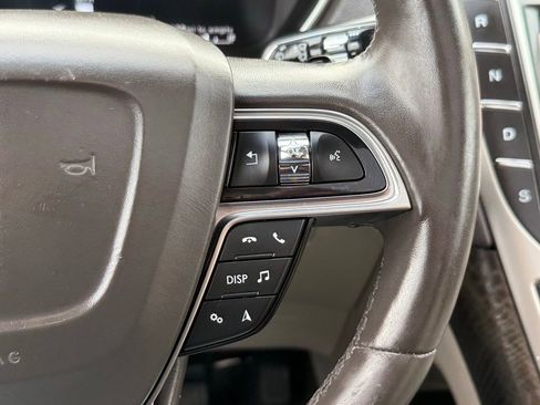 Used 2019 Lincoln Nautilus Select FWD image 35