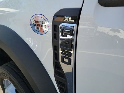 New 2026 Ford F450 XL w/ XL Chrome Package RWD image 25