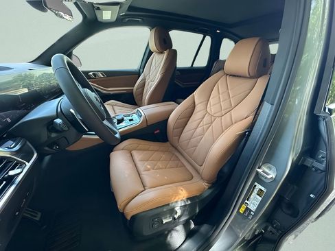 New 2026 BMW X5 xDrive50e w/ M Sport Package image 10