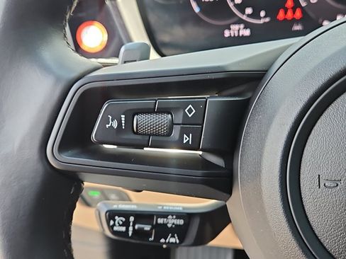 Certified 2024 Porsche Cayenne AWD/4WD image 29