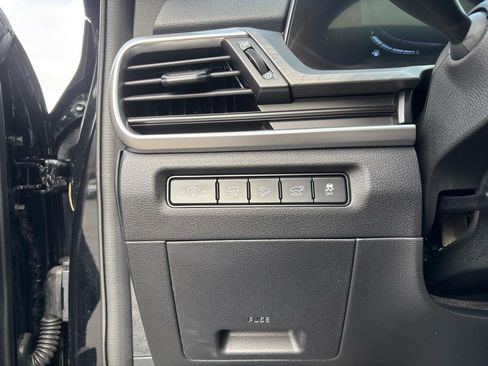 Used 2025 Kia Telluride EX X-Line image 13