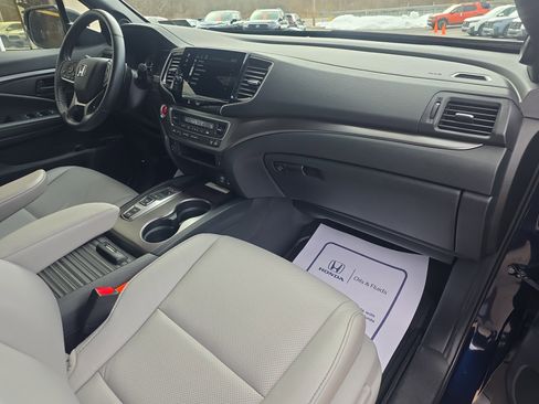 Used 2023 Honda Passport EX-L image 12