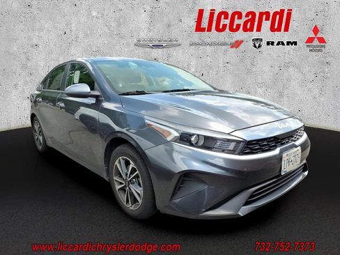 Used 2023 Kia Forte LXS FWD image 1
