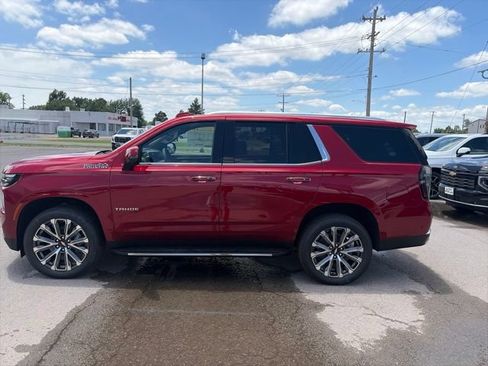 New 2026 Chevrolet Tahoe High Country w/ Sun And Tow Package AWD/4WD image 3