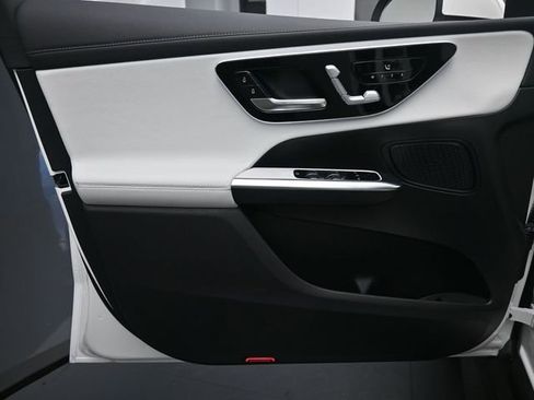 Used 2026 Mercedes-Benz GLC 300 image 20