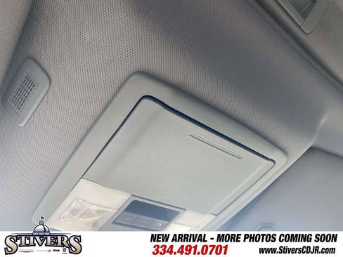 Used 2011 Ford F150 Lariat w/ Lariat Chrome Pkg AWD/4WD image 33