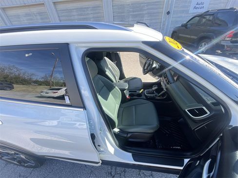 Used 2024 Kia Seltos SX w/ SX Sunroof Package image 25