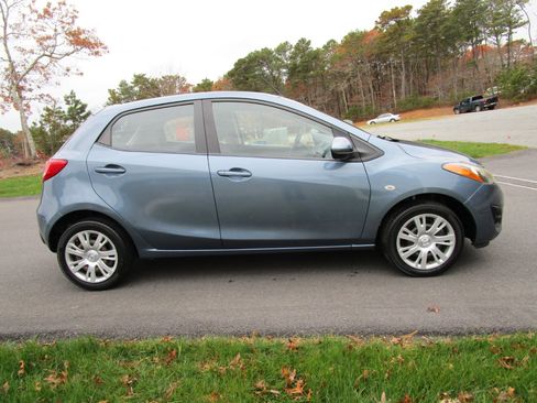 Used 2014 MAZDA MAZDA2 Sport image 5