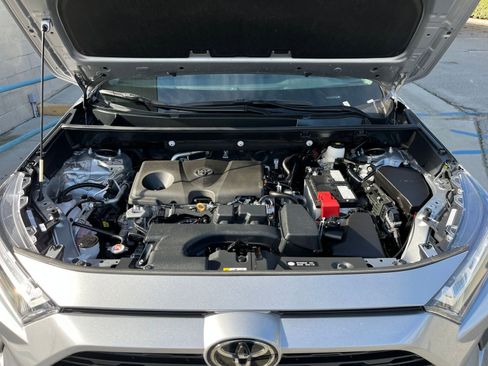 Used 2025 Toyota RAV4 XLE image 34