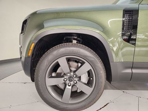New 2026 Land Rover Defender 110 S image 11