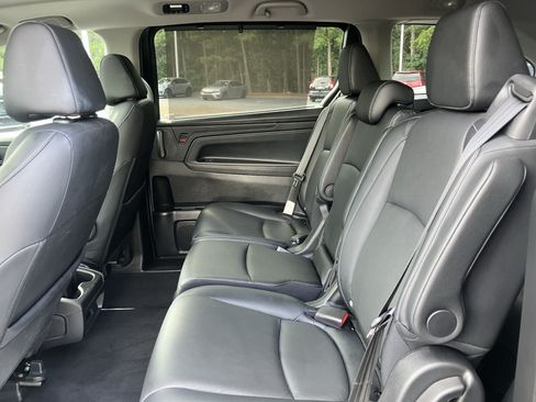 Certified 2024 Honda Odyssey EX-L image 13