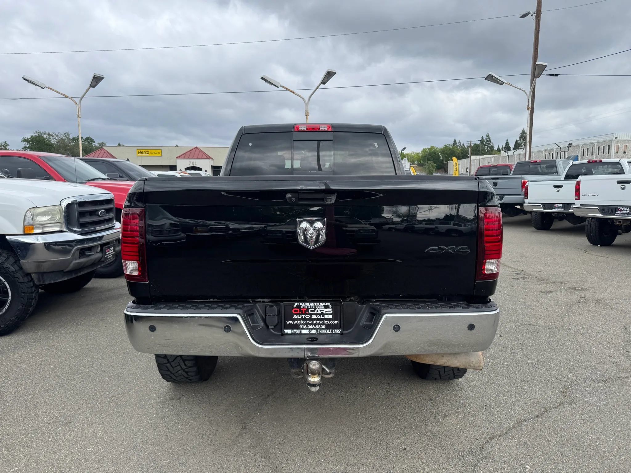 Used 2014 RAM 3500 Laramie w/ Black Appearance Group AWD/4WD image 4
