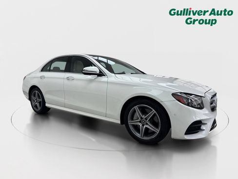 Used 2019 Mercedes-Benz E 450 4MATIC Sedan w/ Premium Package image 12