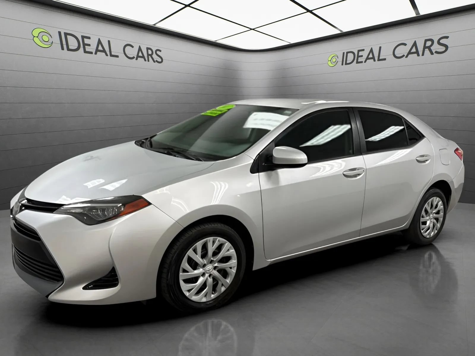 Used 2017 Toyota Corolla LE w/ Carpet Mat Package (TMS) FWD image 1