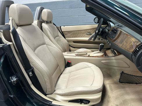 Used 2008 BMW Z4 3.0i image 11