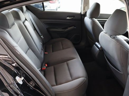 Used 2021 Nissan Altima 2.5 SV image 37