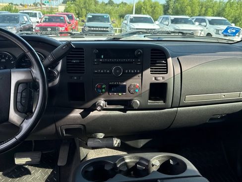 Used 2007 Chevrolet Silverado 2500 LT w/ 1LT Convenience Package RWD image 11