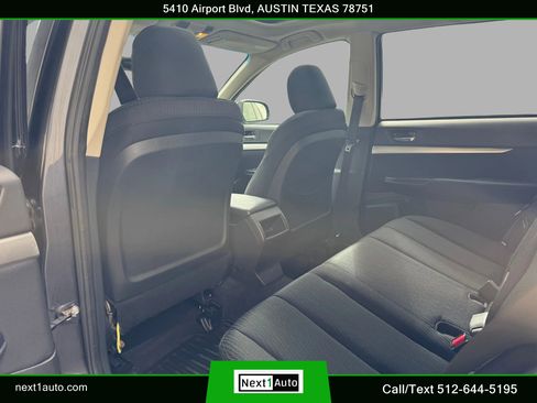 Used 2010 Subaru Outback 2.5i Premium AWD/4WD image 29