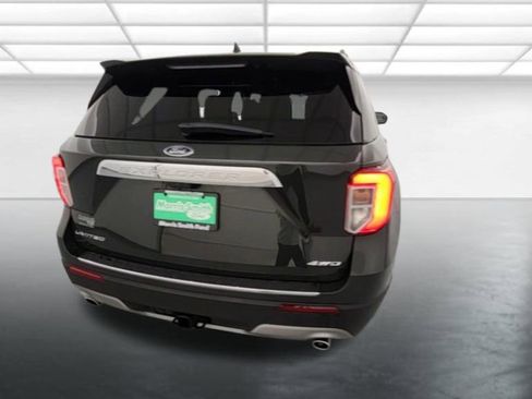 Used 2022 Ford Explorer Limited w/ Equipment Group 301A AWD/4WD image 7