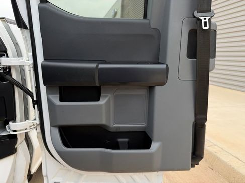 Used 2022 Ford F150 XL w/ Equipment Group 101A High AWD/4WD image 16