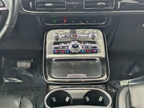 Certified 2021 Lincoln Nautilus Reserve w/ Equipment Group 201A image 18