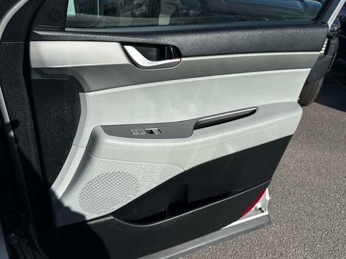 Used 2025 Hyundai Palisade SEL image 21