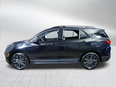 Used 2023 Chevrolet Equinox RS AWD/4WD image 4