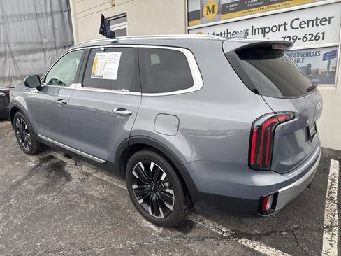 Certified 2024 Kia Telluride SX Prestige w/ Towing Package image 3