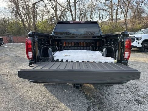 New 2026 GMC Sierra 1500 Elevation image 23
