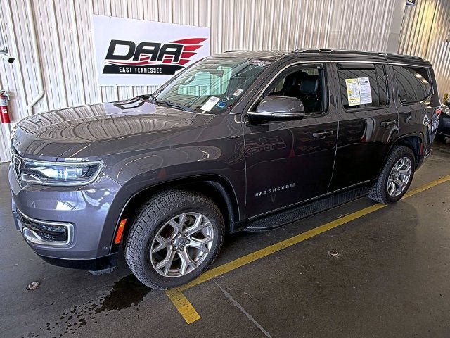 Used 2022 Jeep Wagoneer Series I w/ Premium Group I AWD/4WD image 16